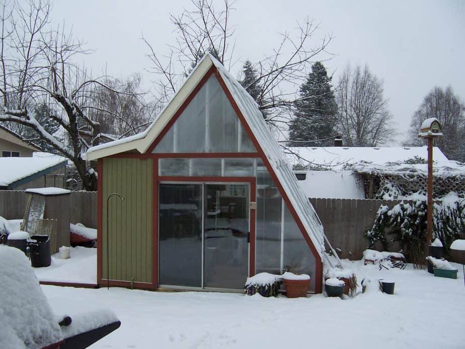 How to Get Your Greenhouse Ready for Winter