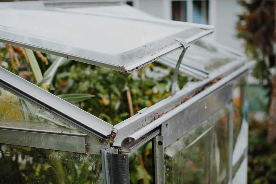 You are currently viewing How to Make a DIY Cold Frame Greenhouse
